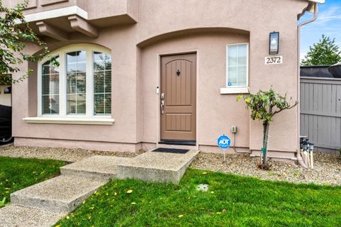 Tiny photo for 2372 Donner Pass Avenue, Sacramento, CA 95835 (MLS # ML82033912)