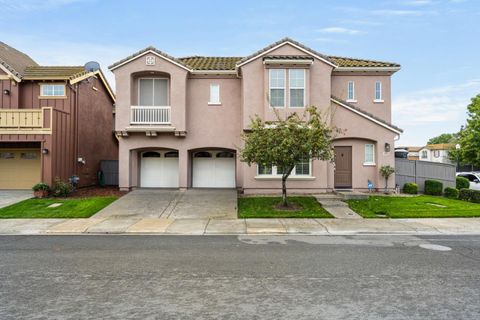 Tiny photo for 2372 Donner Pass Avenue, Sacramento, CA 95835 (MLS # ML82033912)