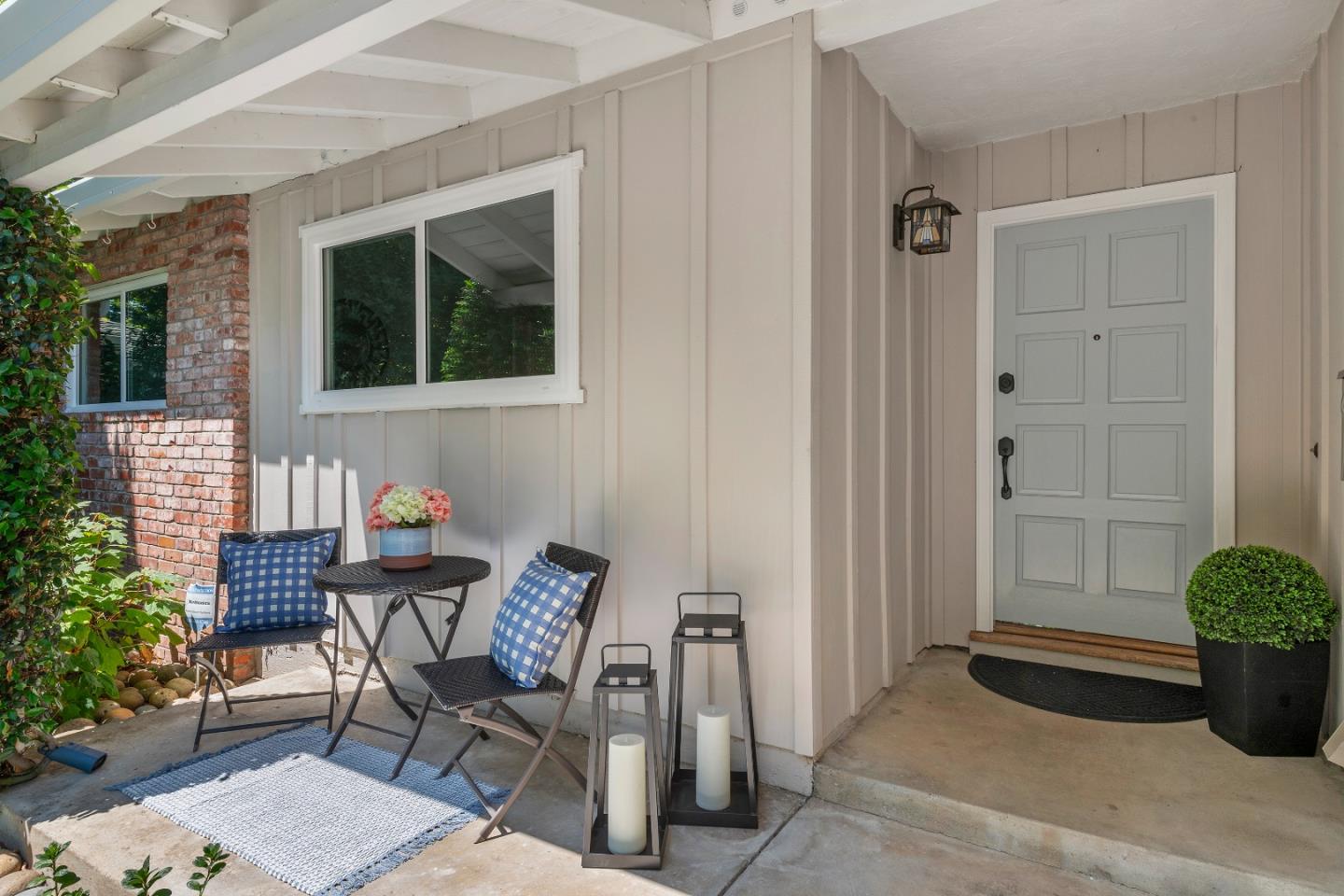 207 Thomas Drive