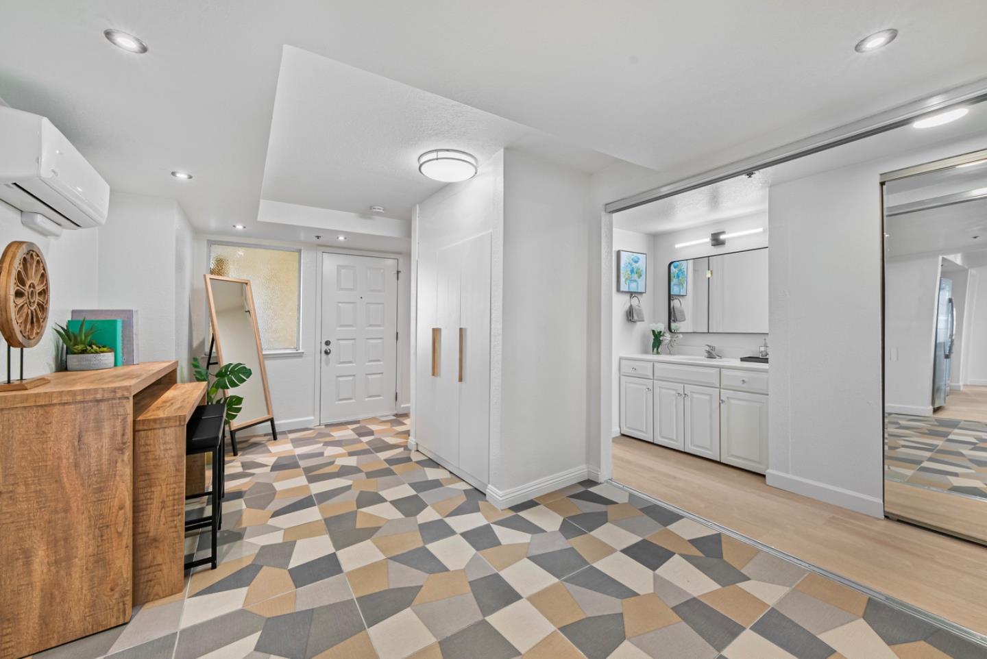 165 Forest Avenue 2A