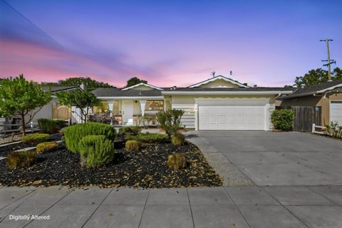 Photo of 1309 Antonio Lane, SAN JOSE, CA 95117 (MLS # ML82062141)