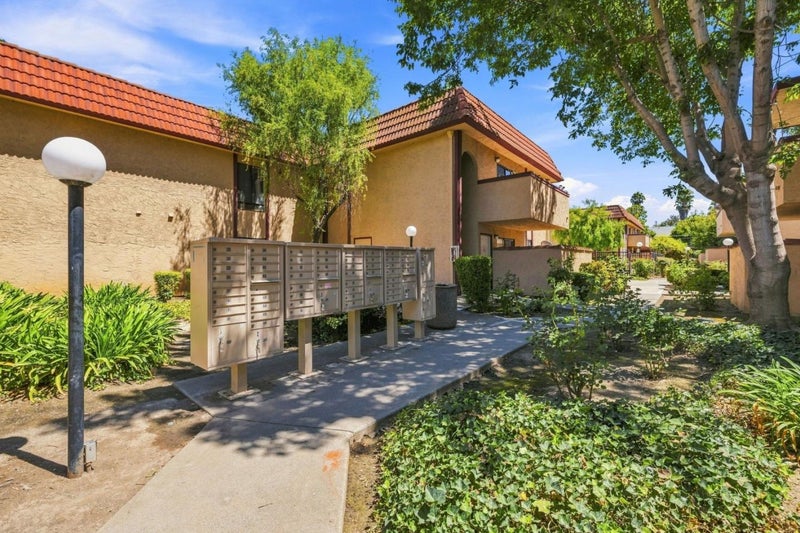 5336 Monterey Road 6