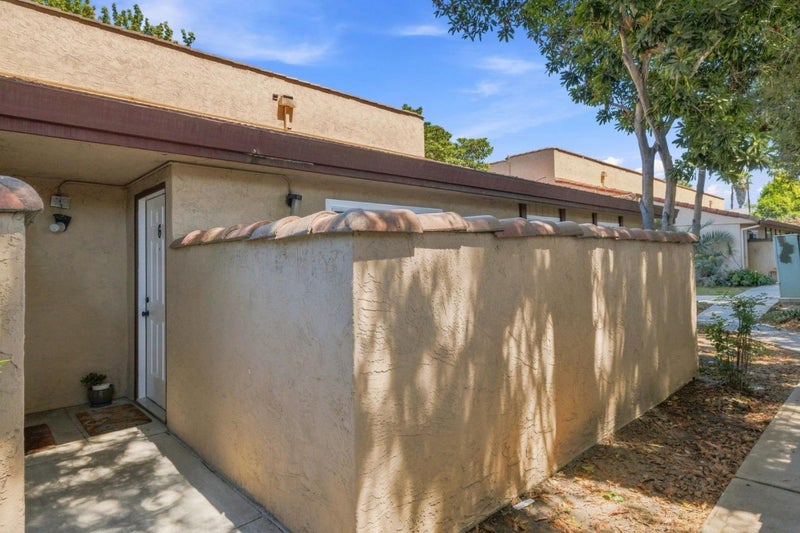 5336 Monterey Road 6