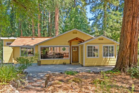 Photo of 260 Overlook Drive, BOULDER CREEK, CA 95006 (MLS # ML82012821)