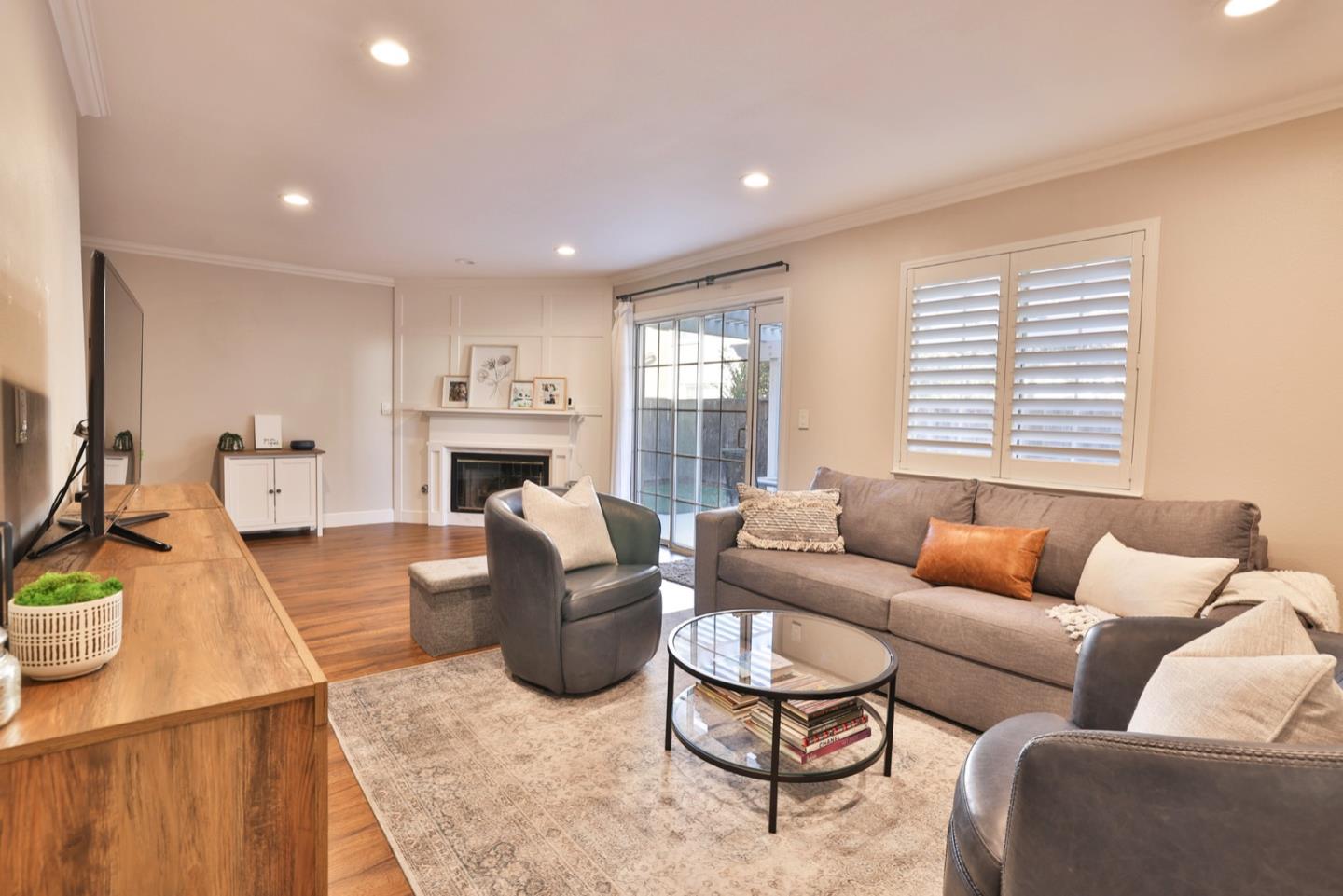 16772 San Luis Way