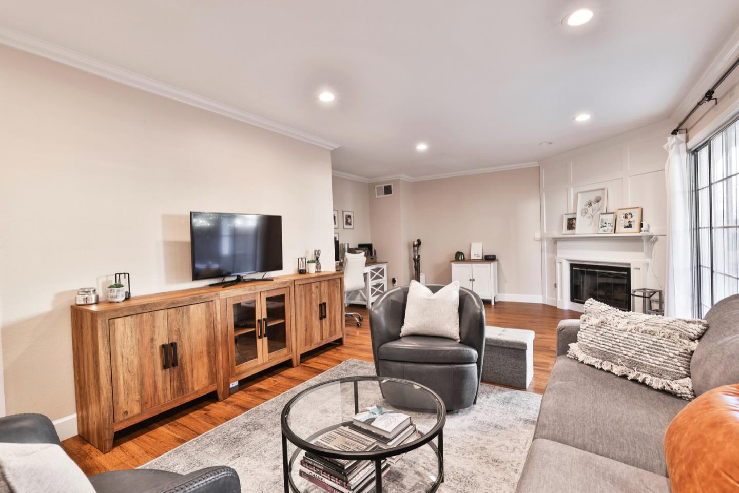 16772 San Luis Way