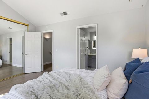 Tiny photo for 4173 El Camino Real #9, PALO ALTO, CA 94306 (MLS # ML82043283)