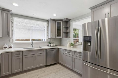 Tiny photo for 4173 El Camino Real #9, PALO ALTO, CA 94306 (MLS # ML82043283)