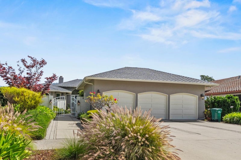 7011 Valley Greens Circle