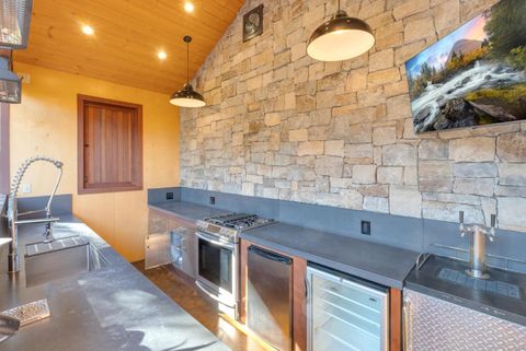 Tiny photo for 85 W 5th Street, MORGAN HILL, CA 95037 (MLS # ML82024191)