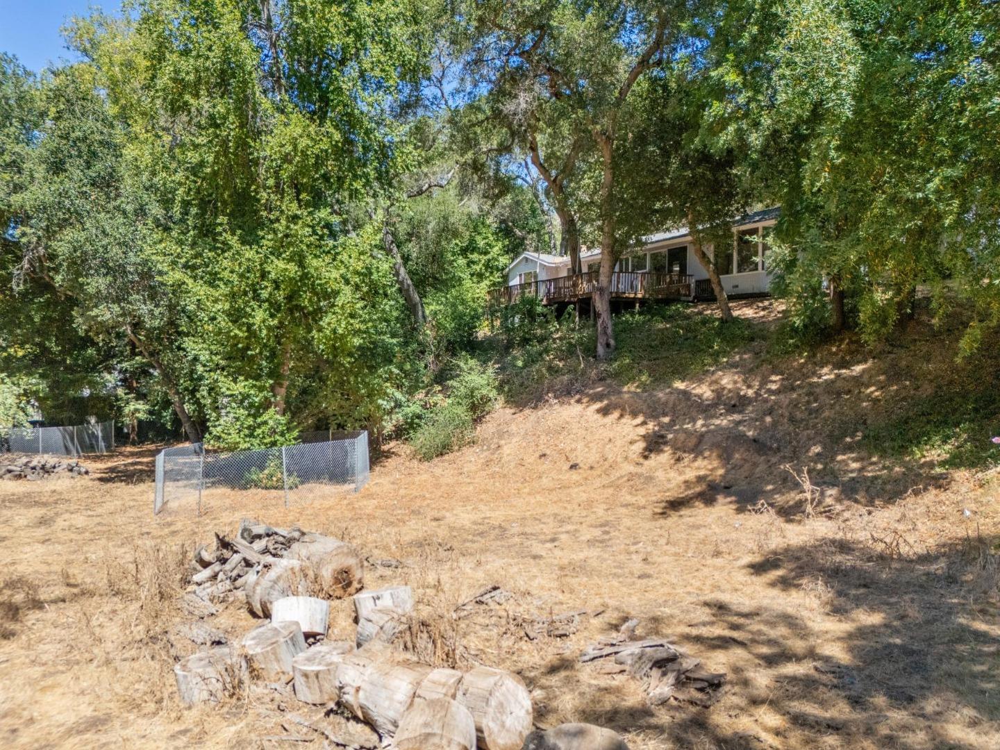 14835 Farwell Avenue