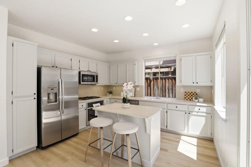 2568 Palmetta Palm Court