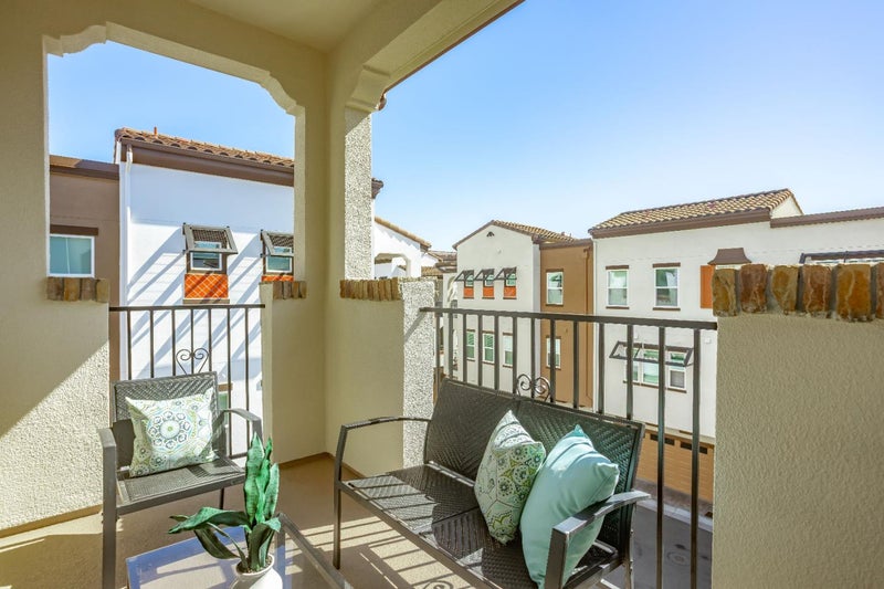2729 Ginoso Court 6