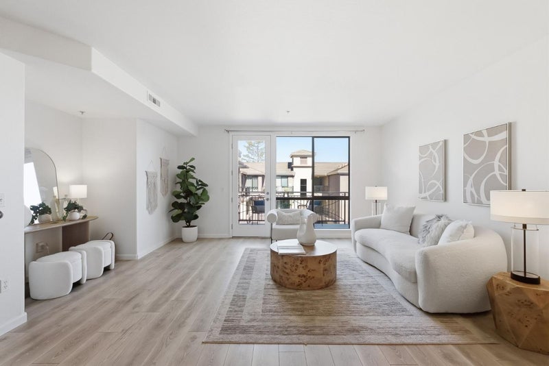 19503 Stevens Creek Boulevard 320