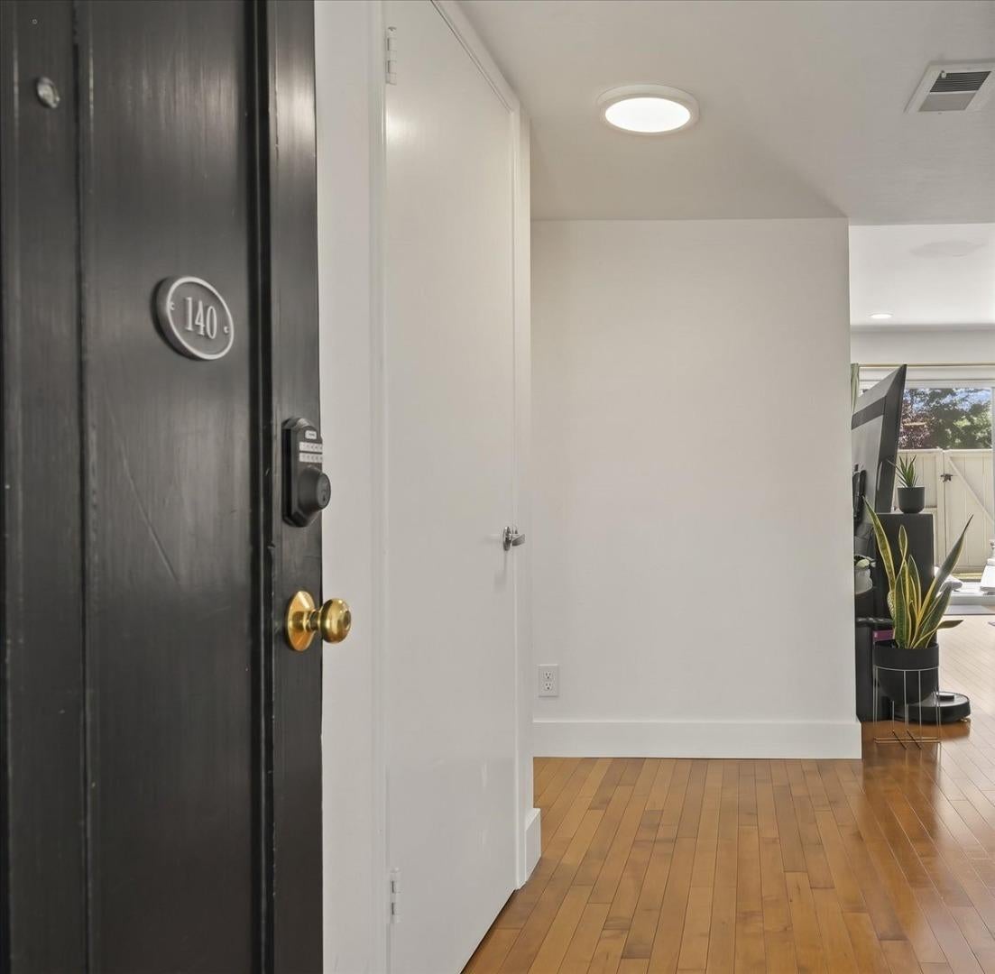 675 Sharon Park Drive 140
