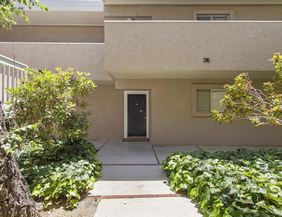 675 Sharon Park Drive 140