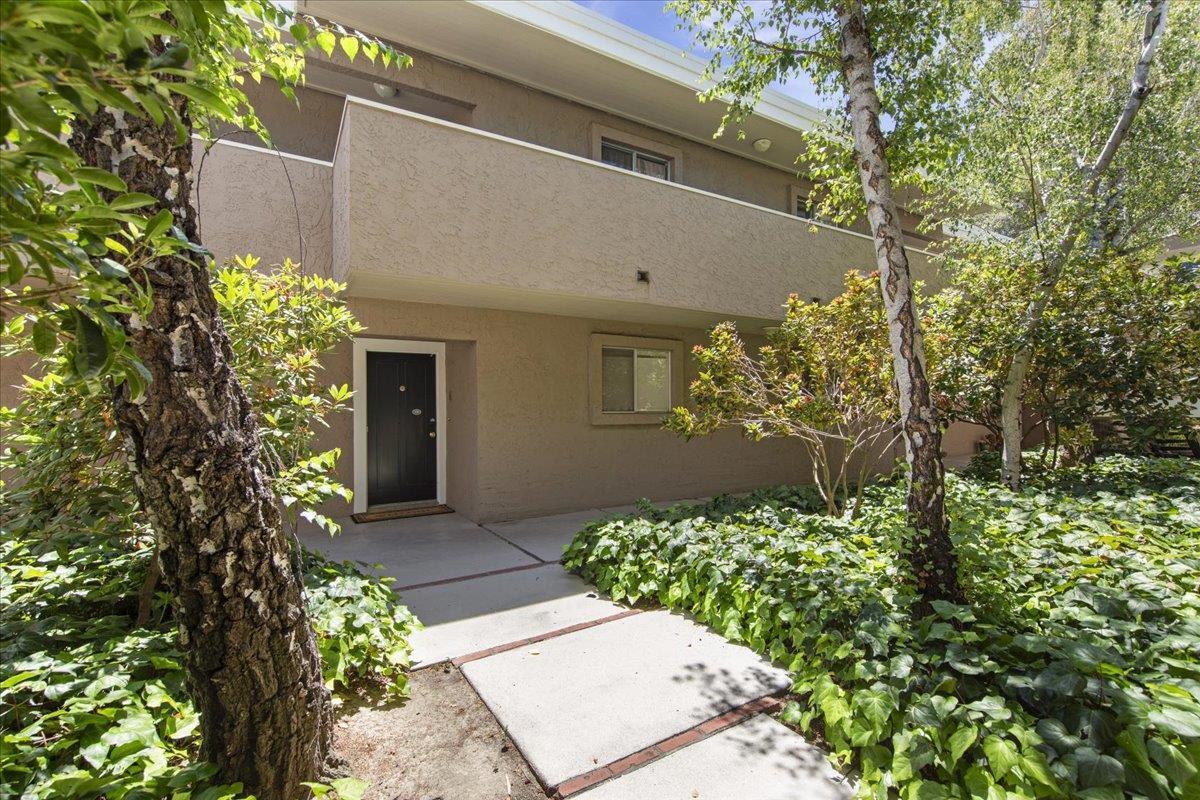 675 Sharon Park Drive 140