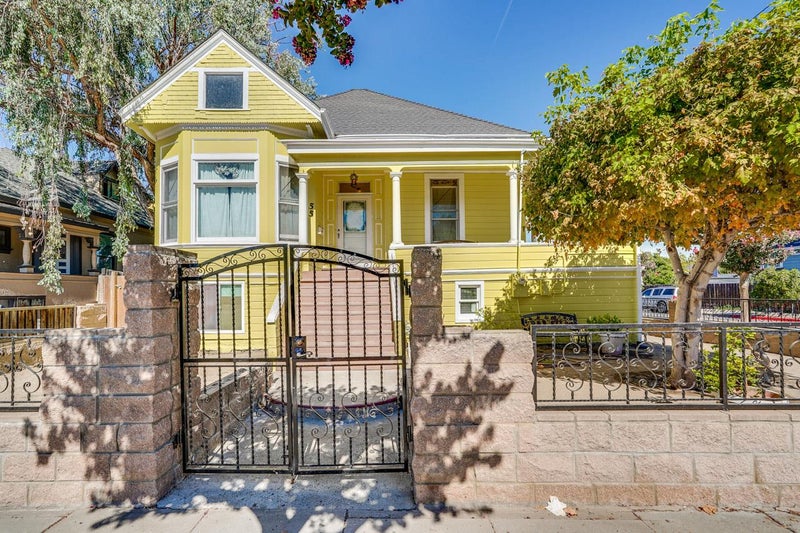 55 Willow Street