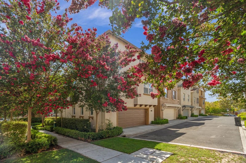 327 Bella Ridge Terrace
