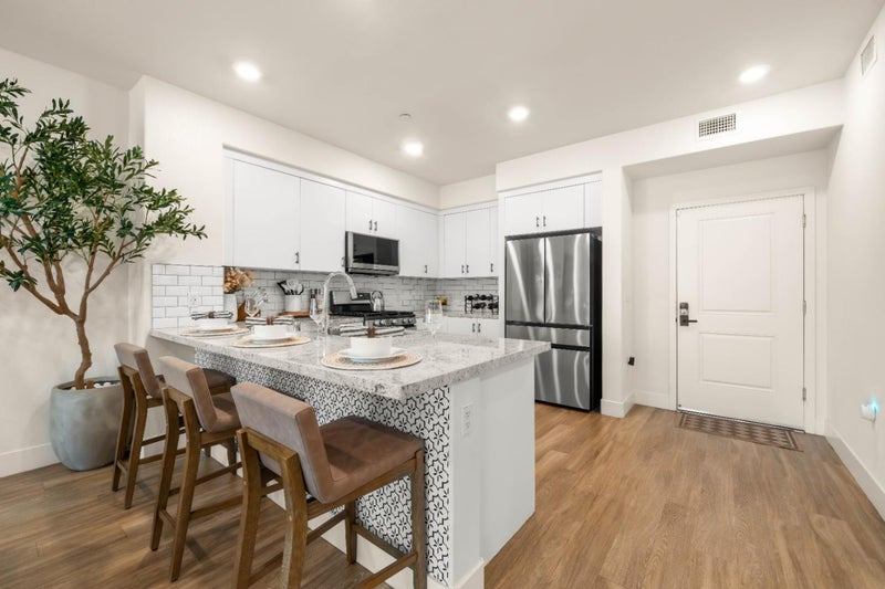 5925 Charlotte Drive 212