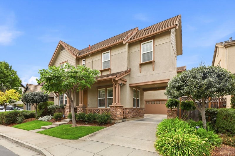 5827 Casita Way