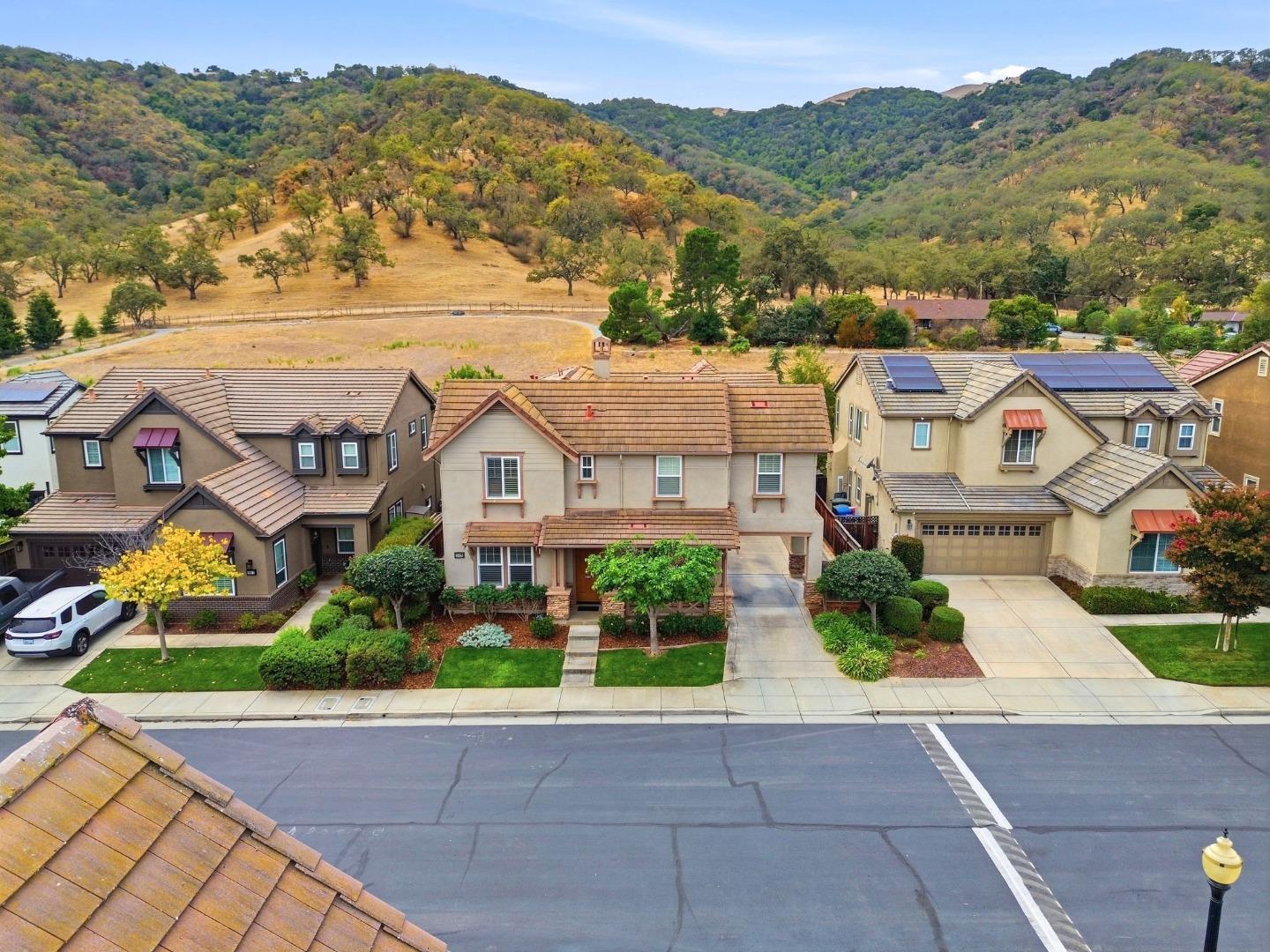 5827 Casita Way