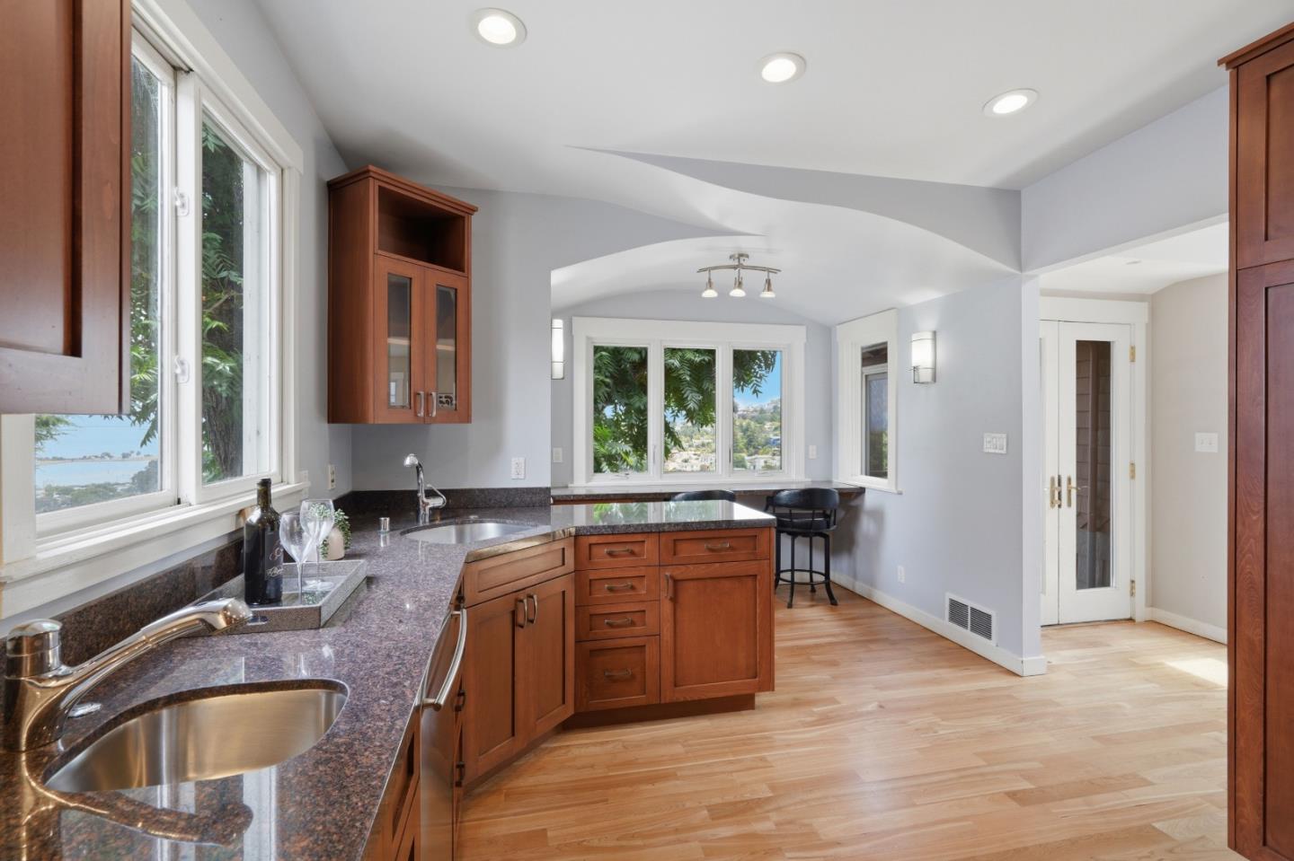 285 Humboldt Road