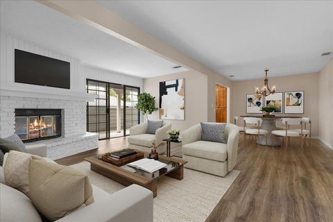 Photo of 5829 San Juan Avenue #5, CITRUS HEIGHTS, CA 95610 (MLS # ML82030491)