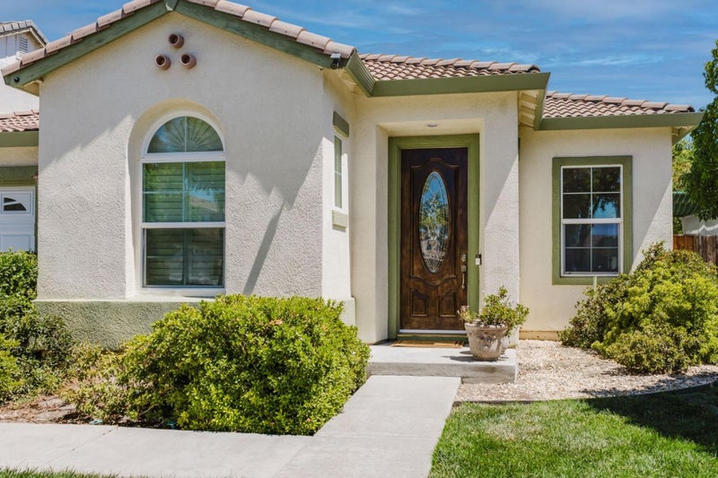 2379 Gaines Lane
