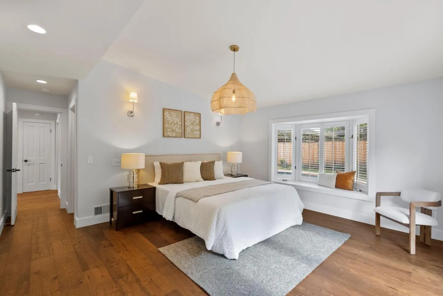 Belvedere Tiburon, California 94920, United States, 3 Bedrooms Bedrooms, ,3 BathroomsBathrooms,Residential,Active,215849