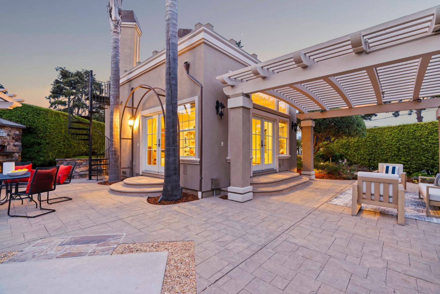 400 Seaview Drive