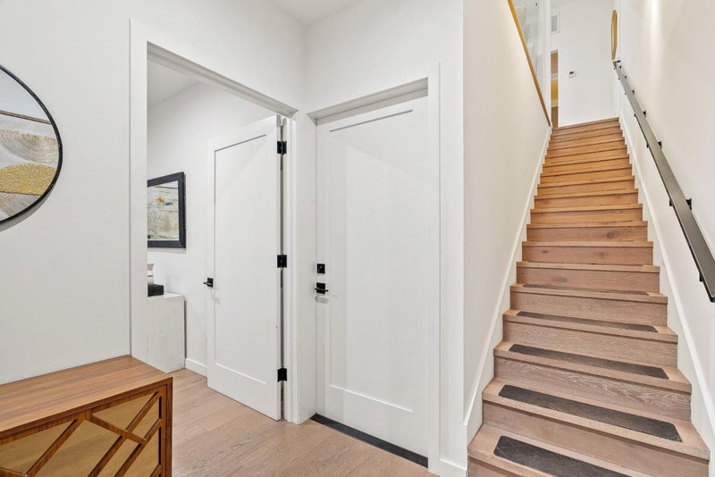 922 Woodside Road