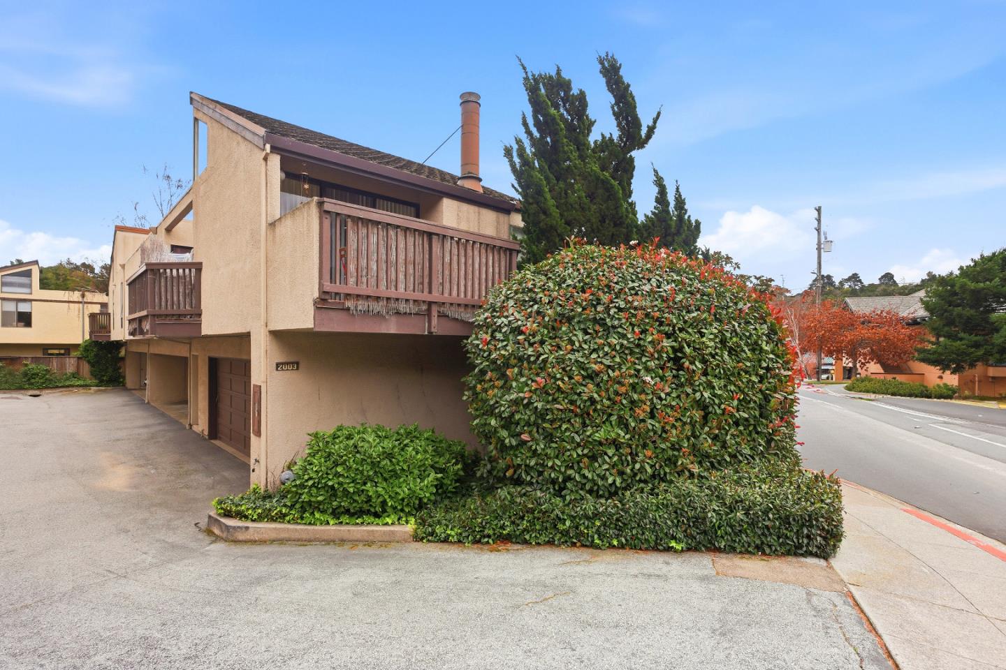 2001-2003 Parrott Drive