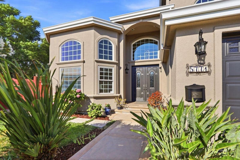5771 Ladner Drive