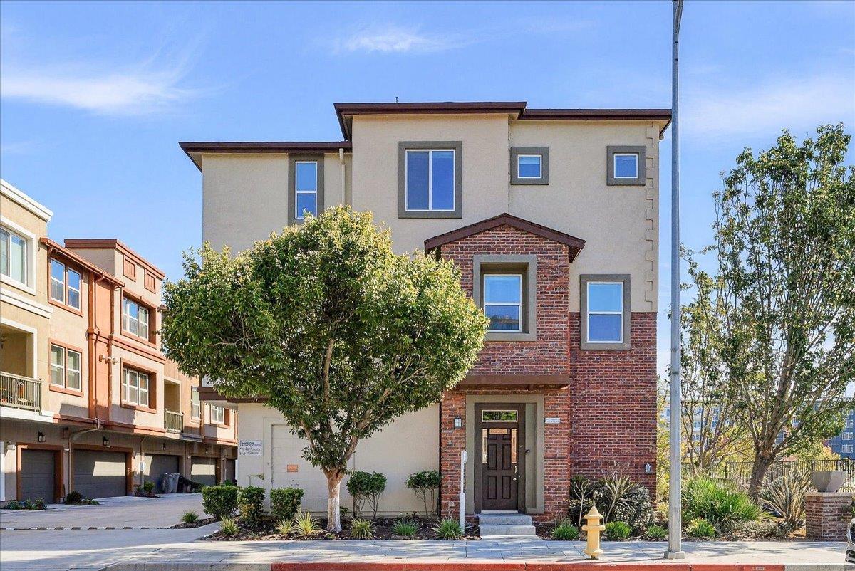 1033 Bellante Lane