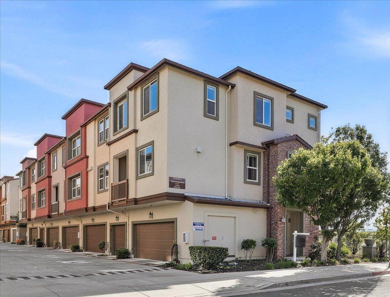 1033 Bellante Lane 1