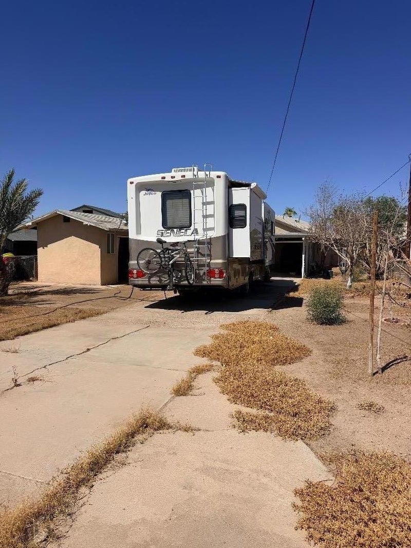 309 Magnolia