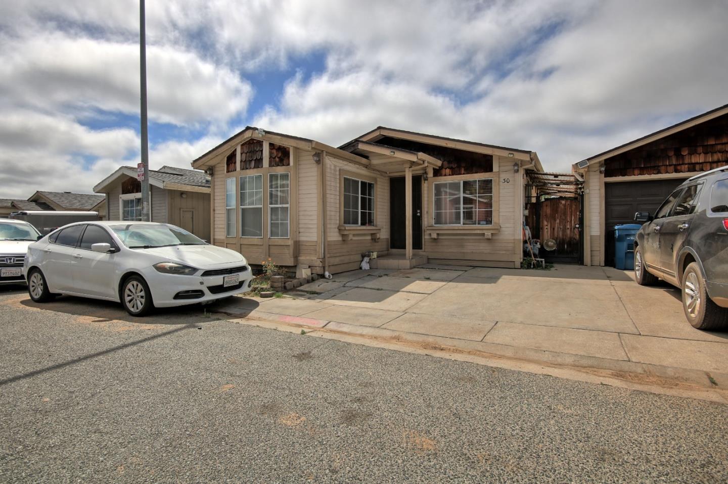 Photo 1 of 14 — 704 Garner Avenue 30, Salinas, CA 93905