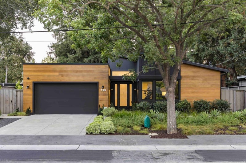 725 Evergreen Street