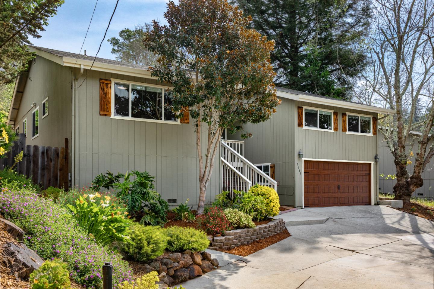 2769 Valencia Road