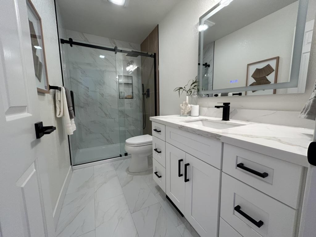 23005 Standing Oak Court