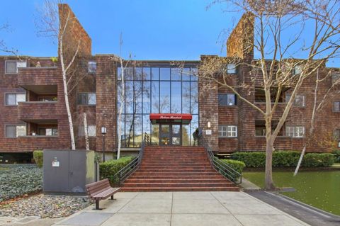 Photo of 1608 La Terrace, San Jose, CA 95123 (MLS # ML82036736)