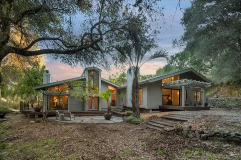 28140 Story Hill Lane, Los Altos Hills, CA 94022 - MLS#: ML81997556