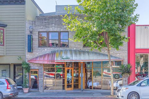 1075/1077 El Camino Real MENLO PARK CA 94025