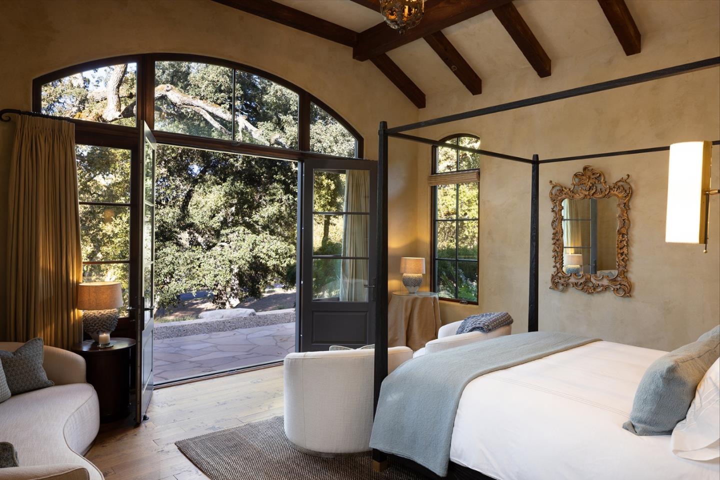 6 San Clemente Trail