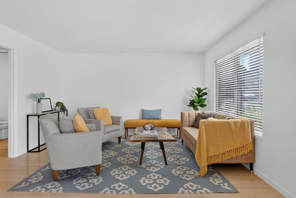 4233 Topsail Court