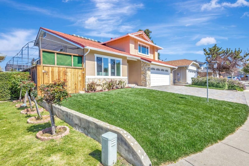 1513 Shinn Court
