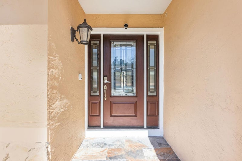 1513 Shinn Court