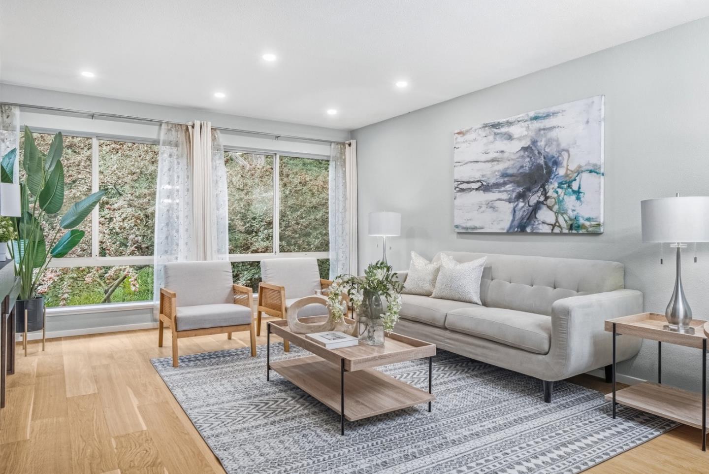 970 Duncan Street 207F