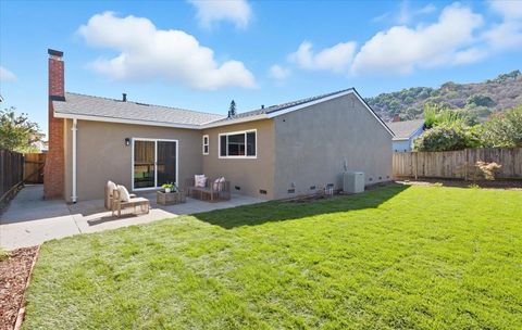 Tiny photo for 6015 Fernglen Drive, SAN JOSE, CA 95123 (MLS # ML82026140)